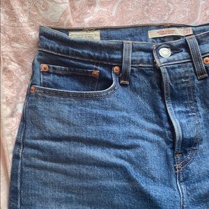 Levi’s Wedgie Straight Jeans